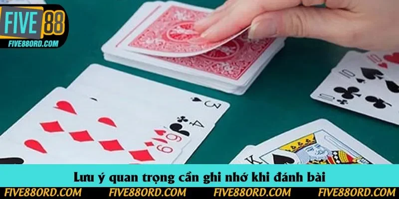 Lưu ý quan trọng khi sử dụng mẹo chơi phỏm trong các ván bài